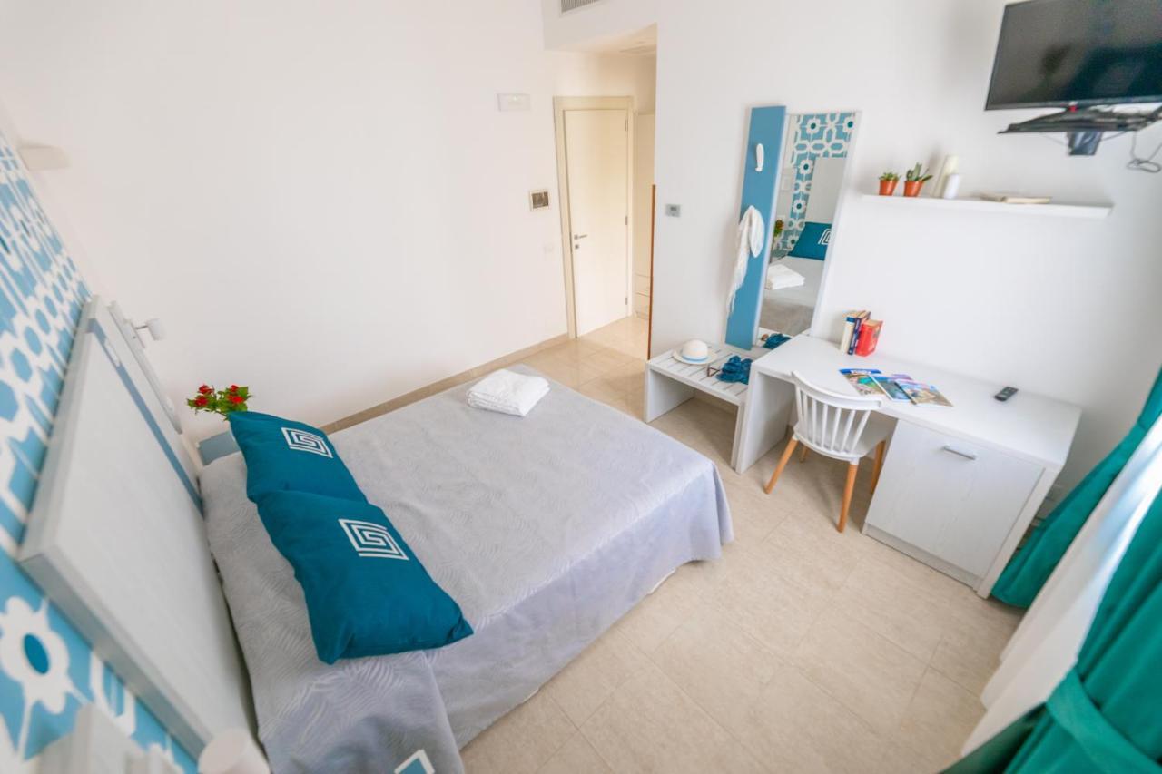 Hotel Magna Grecia Santa Maria di Leuca エクステリア 写真